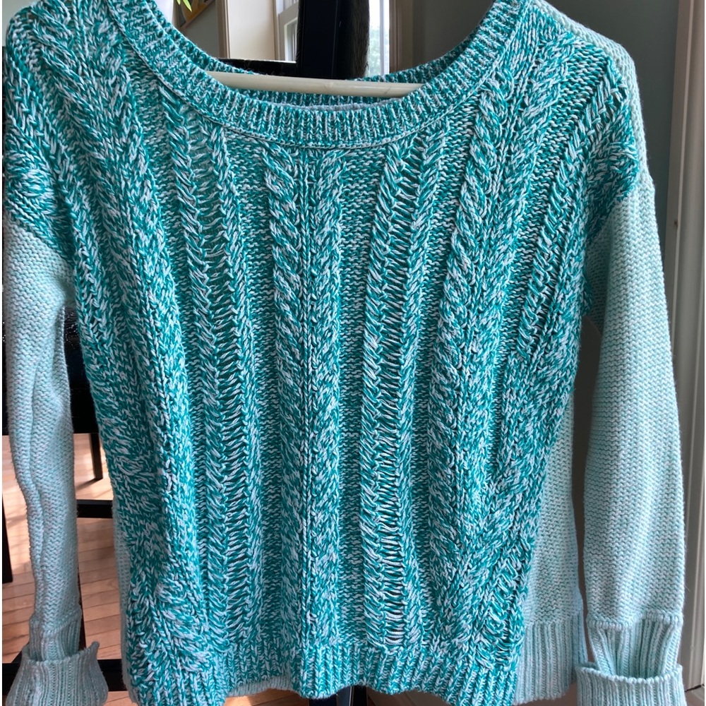 American Eagle Outfitters Sweater